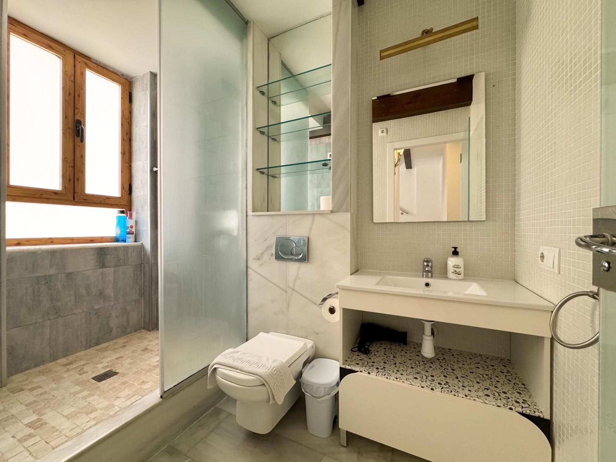 Apartamento Duplex En El Carmen 1 *